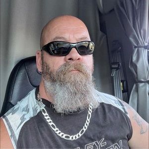 Meet your Posher, Marcel